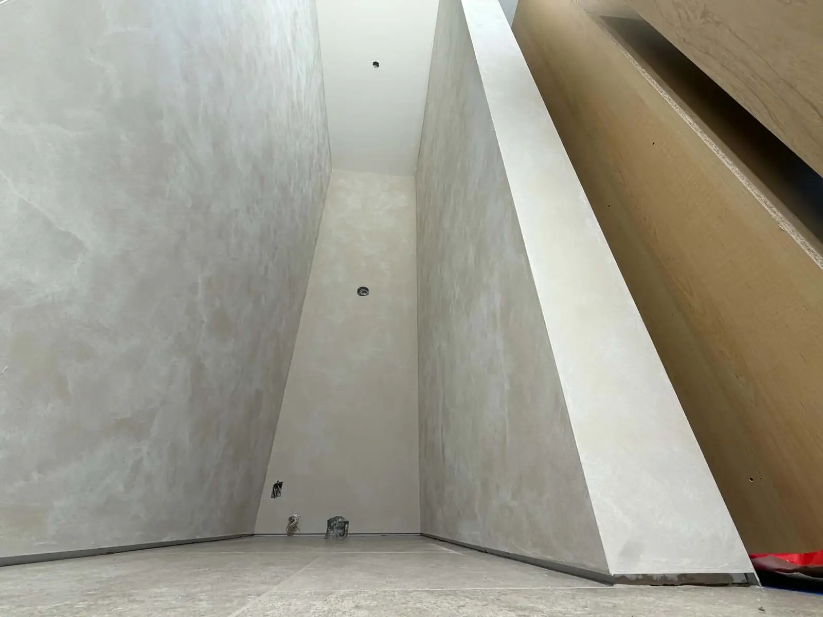 Réalisation en enduit décoratif — salle de bain